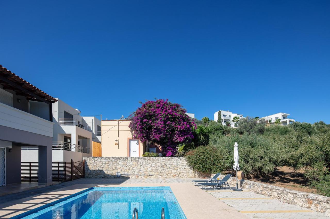 Greek Sky - New Modern Apartment With Shared Pool Tavronitis  Ngoại thất bức ảnh