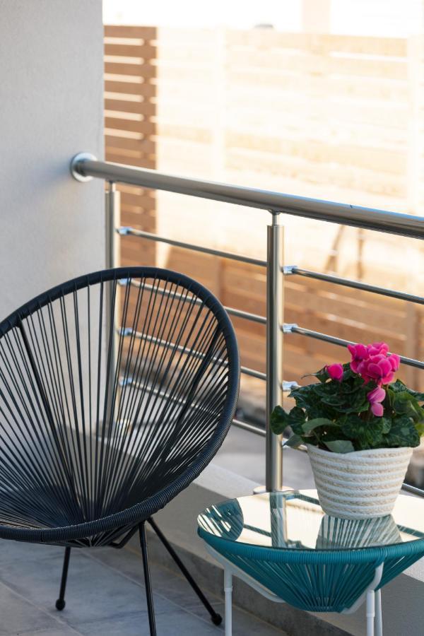 Greek Sky - New Modern Apartment With Shared Pool Tavronitis  Ngoại thất bức ảnh