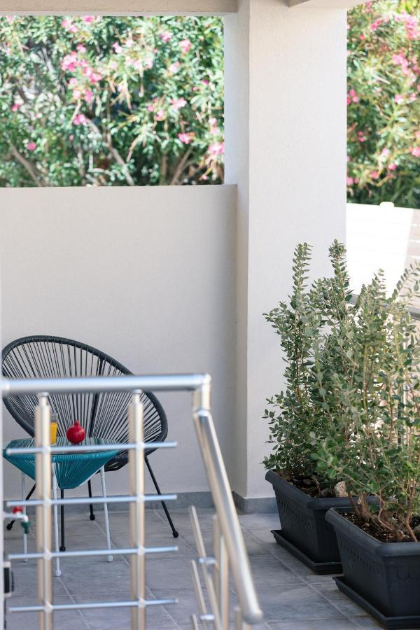 Greek Sky - New Modern Apartment With Shared Pool Tavronitis  Ngoại thất bức ảnh