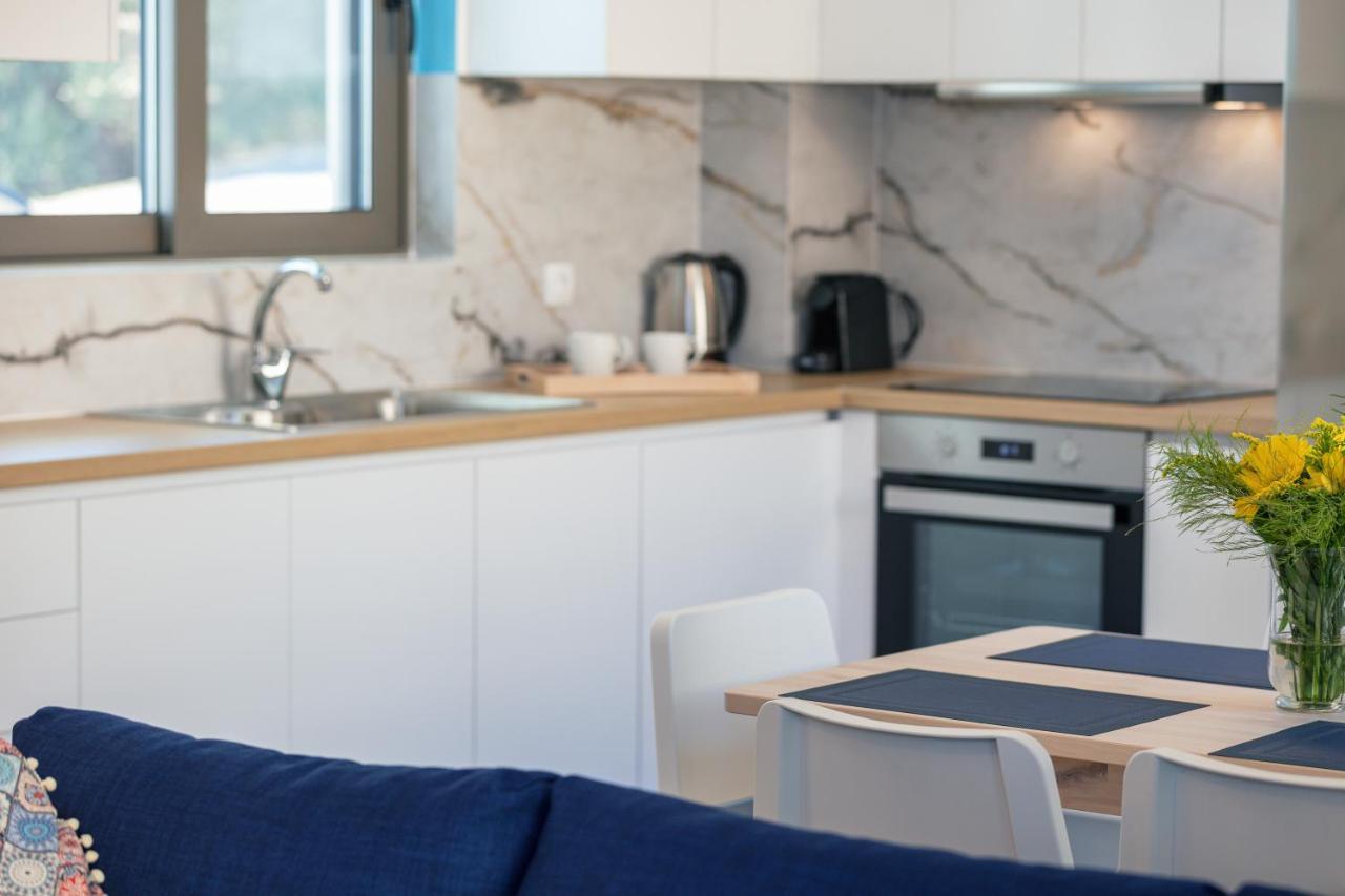 Greek Sky - New Modern Apartment With Shared Pool Tavronitis  Ngoại thất bức ảnh